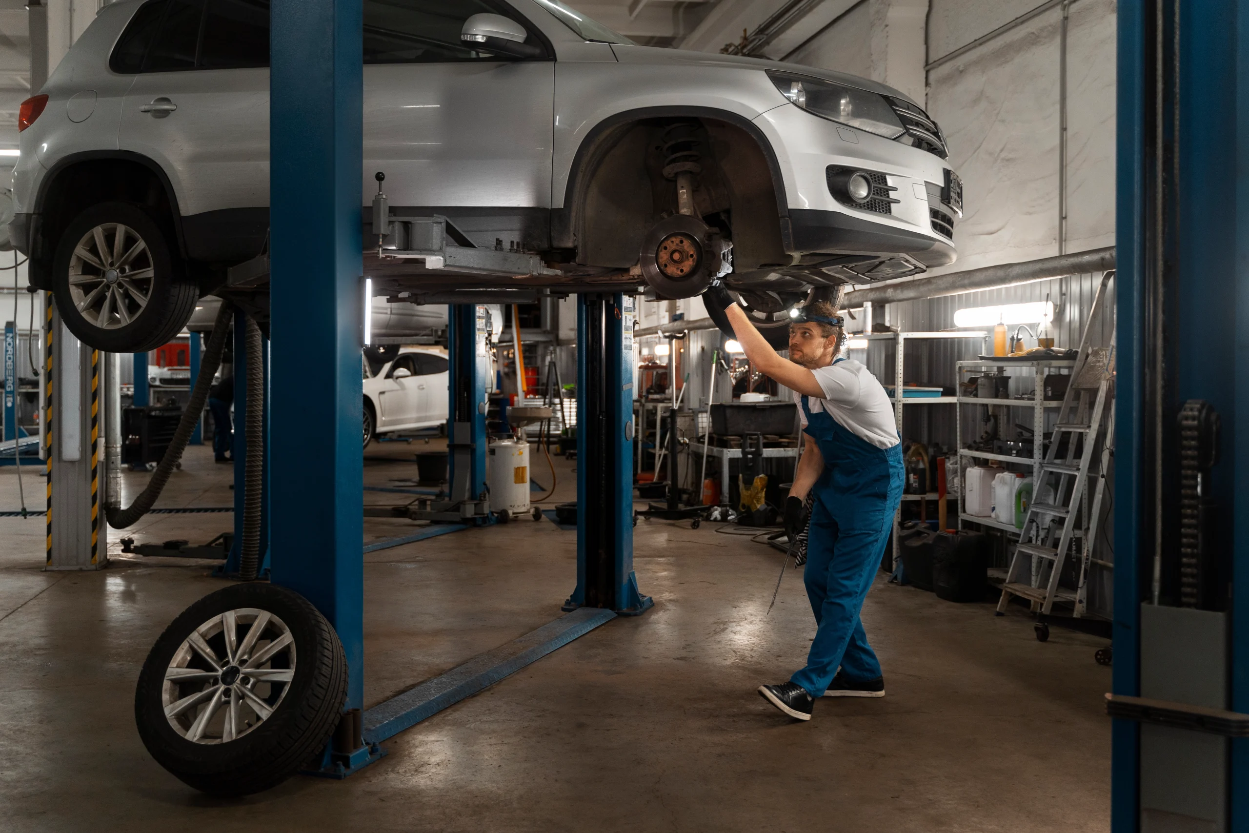 Vehicle Repair Shop in Dubai